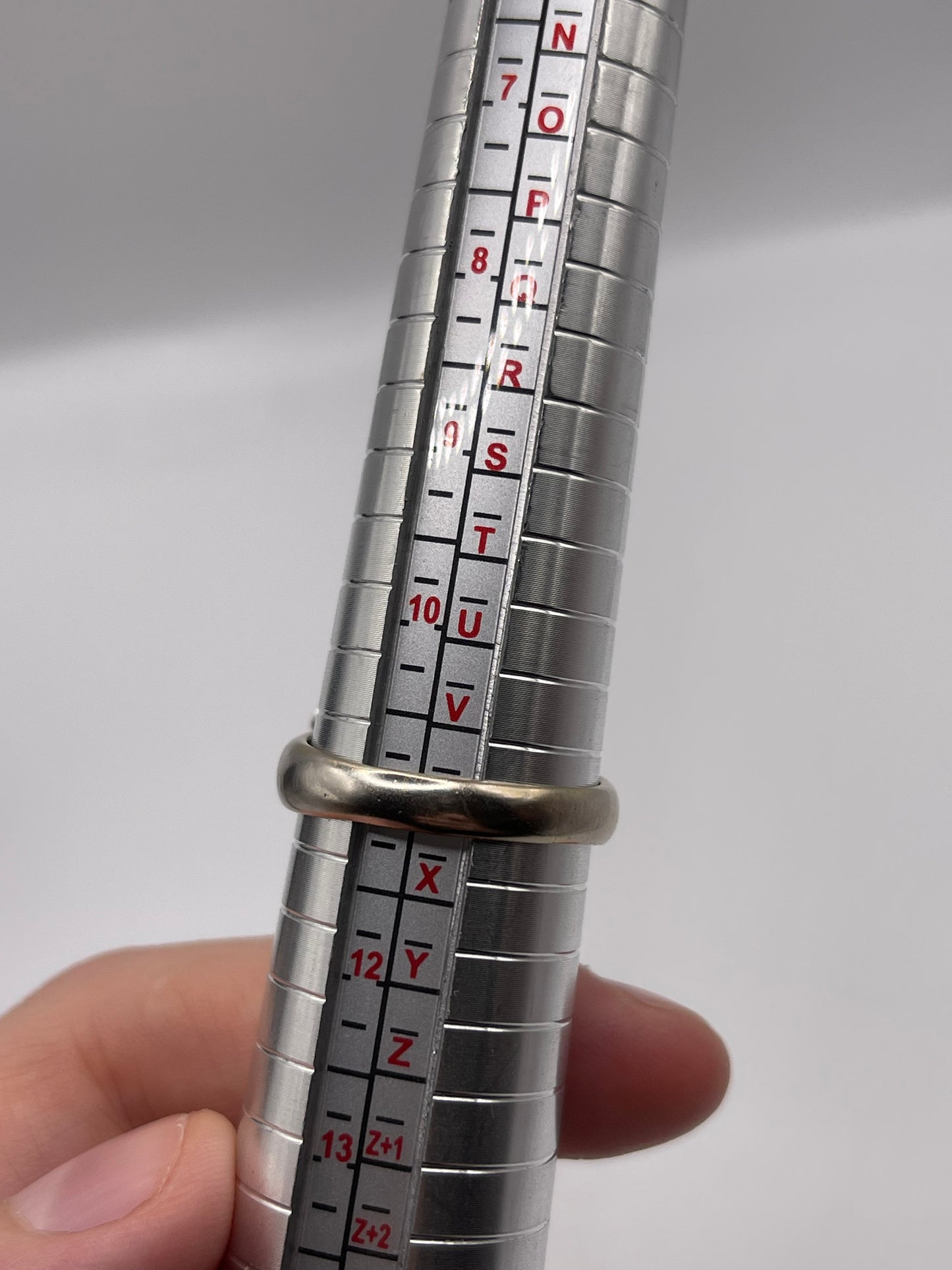 18ct white gold spinning diamond cluster ring