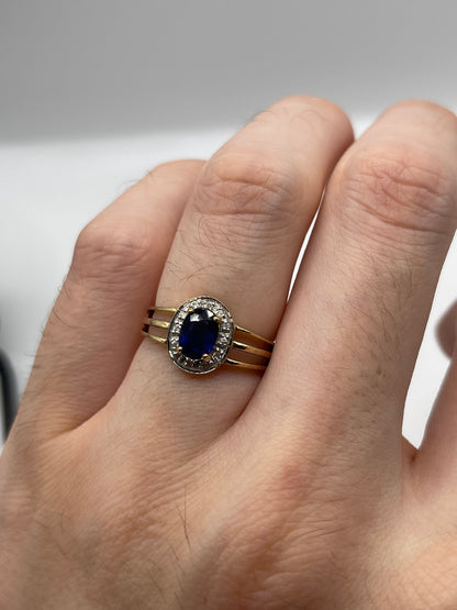 9ct gold kyanite and zircon ring