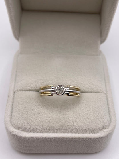 9ct two tone gold diamond ring