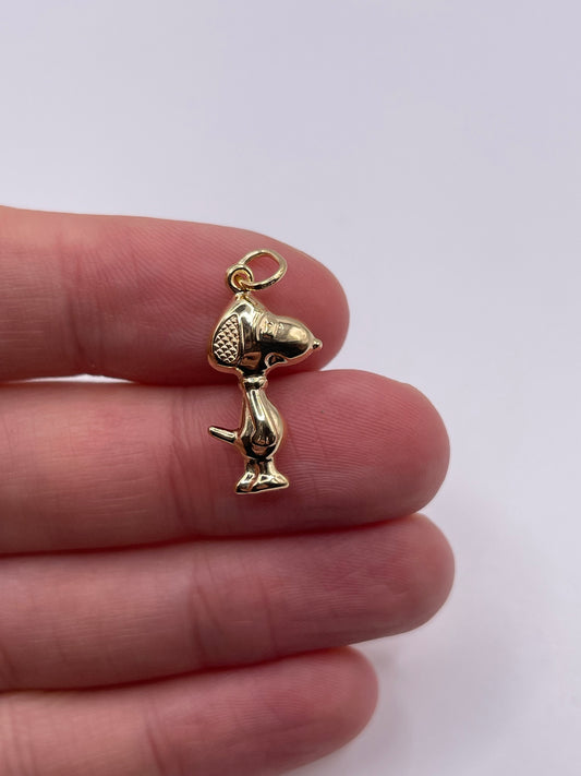 9ct gold snoopy charm