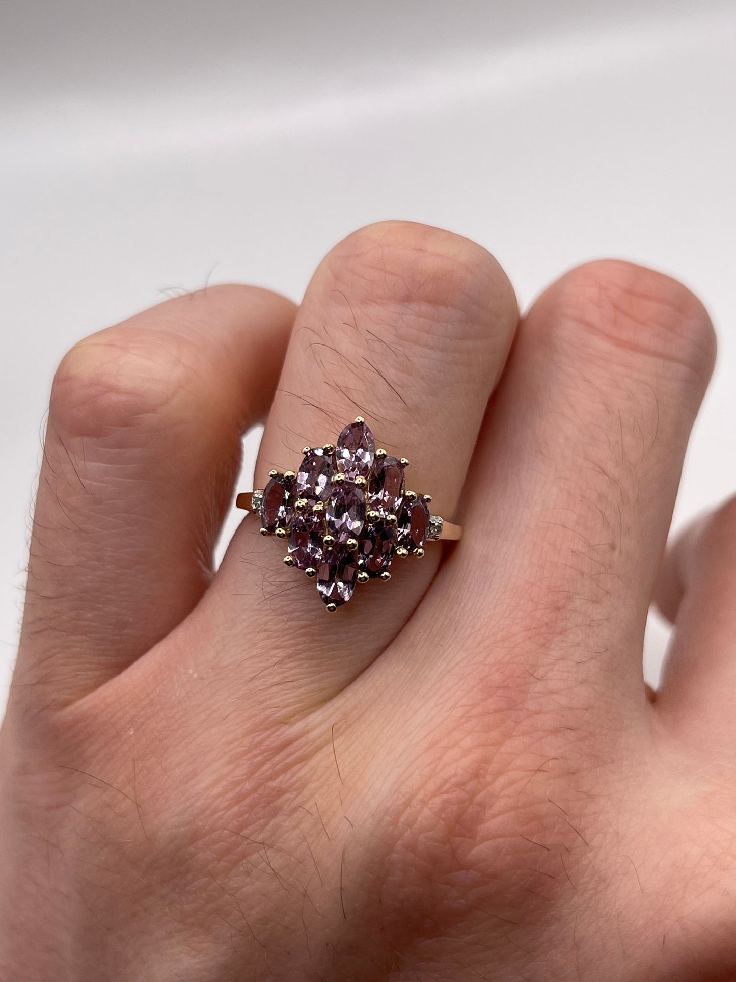 9ct gold spinel and diamond ring