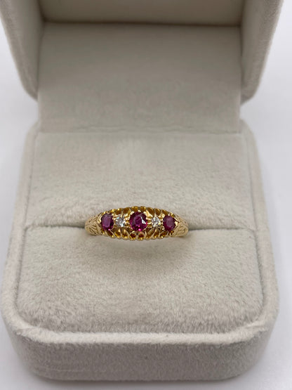 Antique 18ct gold ruby and diamond ring