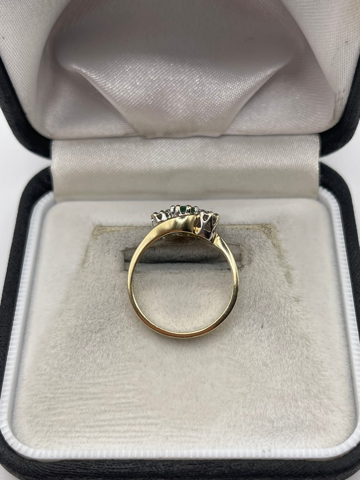 9ct gold emerald and diamond ring