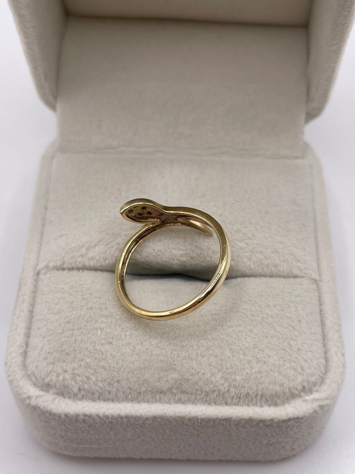 9ct gold diamond snake ring