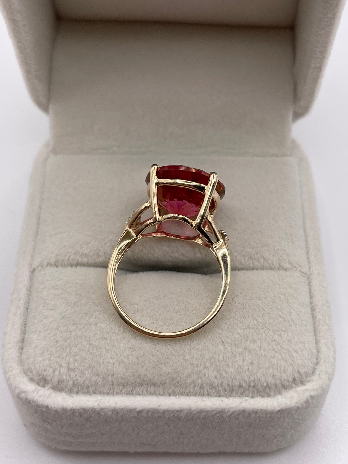9ct gold cherry topaz and diamond ring