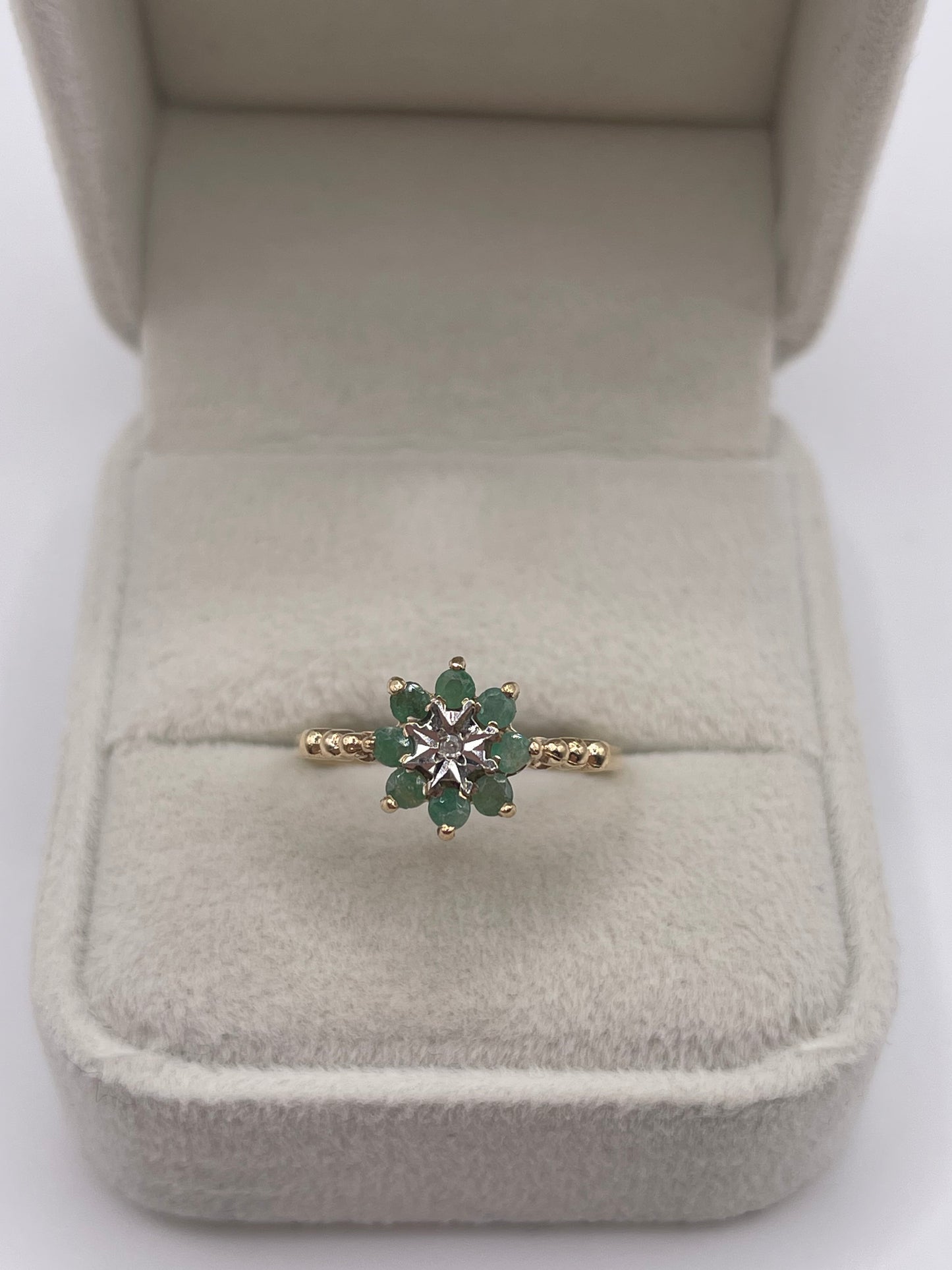 9ct gold emerald and diamond ring