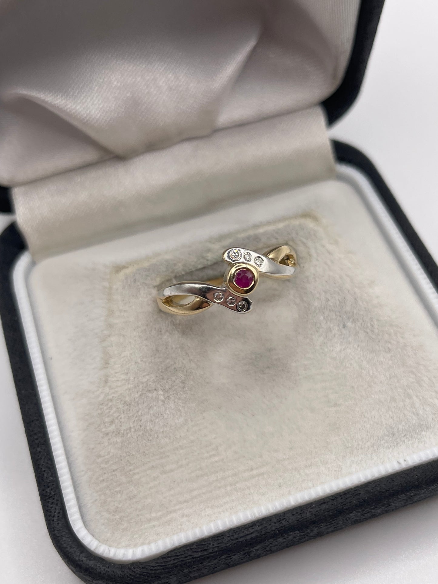 9ct gold ruby and diamond ring