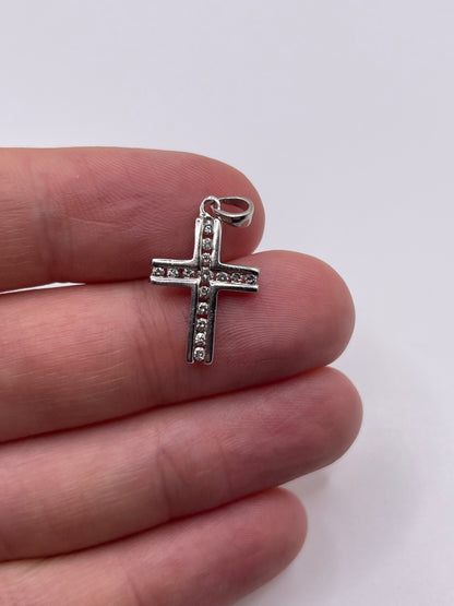 9ct white gold diamond cross pendant