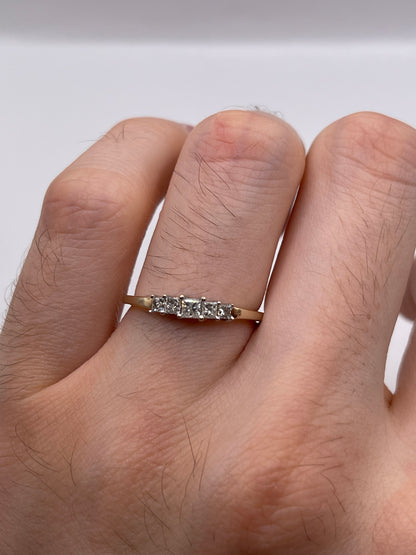9ct gold diamond ring