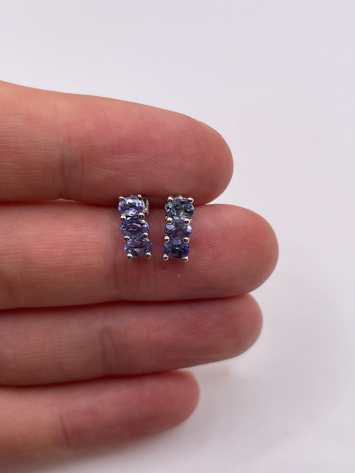 9ct white gold tanzanite earrings