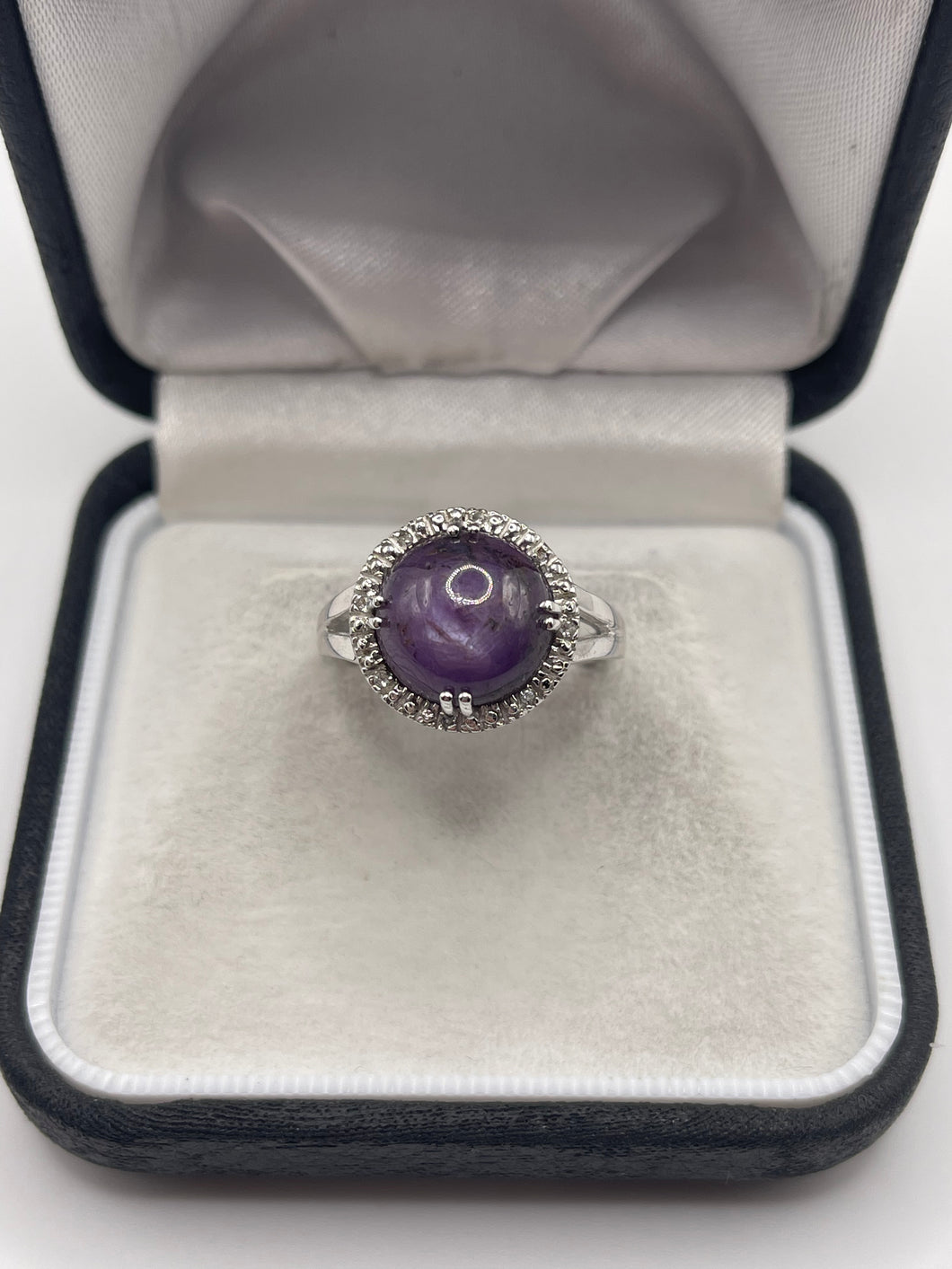 Silver cabochon ruby ring