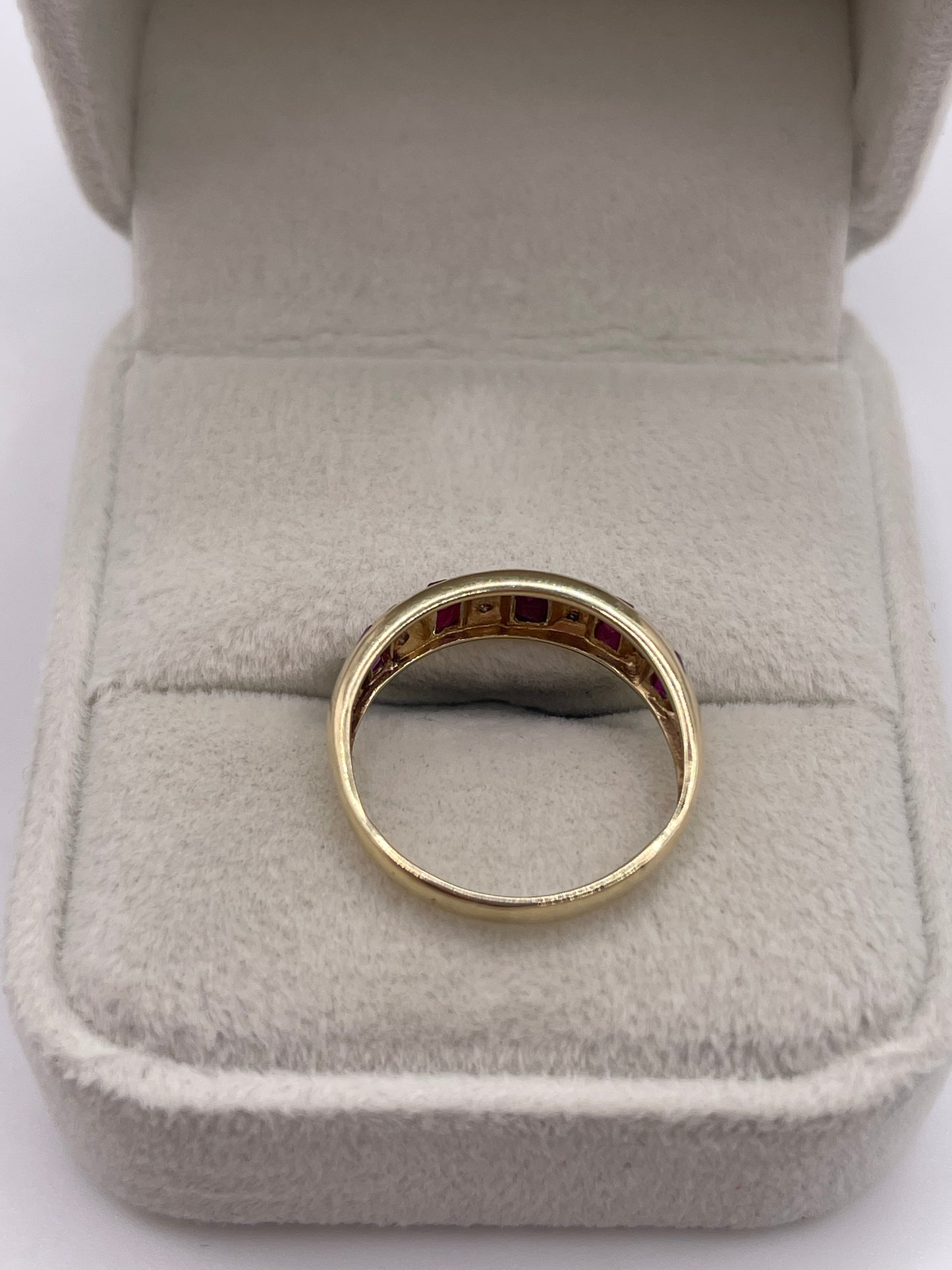 9ct gold ruby and diamond ring