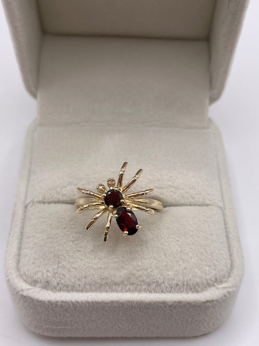 9ct gold garnet and diamond spider ring