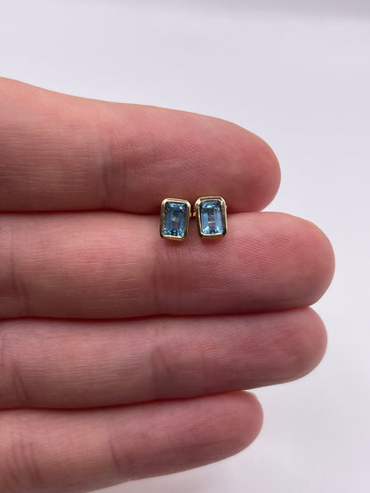 9ct gold topaz earrings