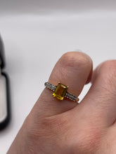 Load image into Gallery viewer, 9ct gold quartz and zircon ring
