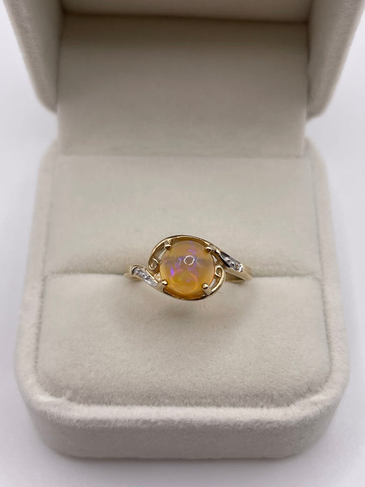9ct gold opal and diamond ring