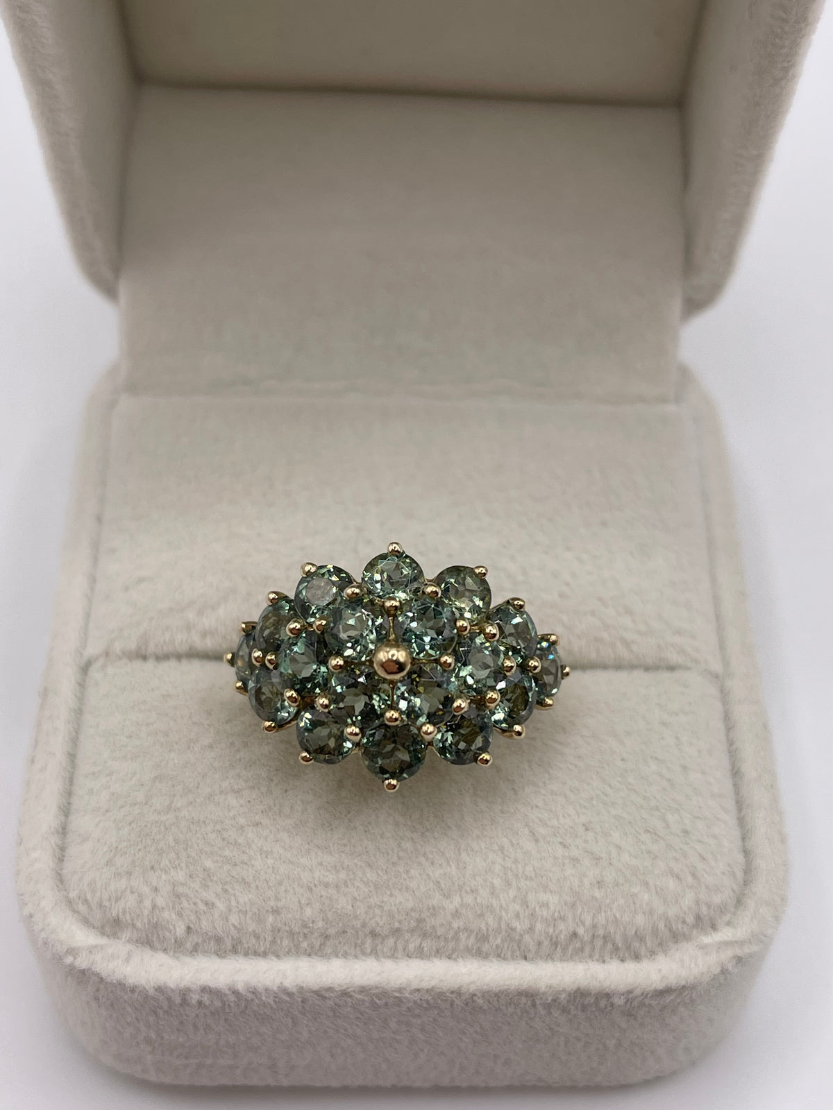 9ct gold quartz cluster ring