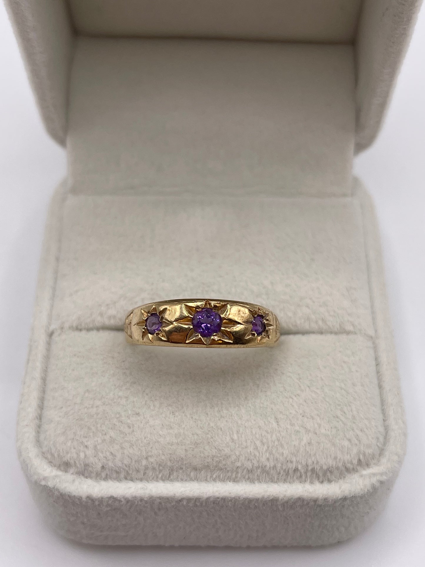 9ct gold amethyst gypsy ring