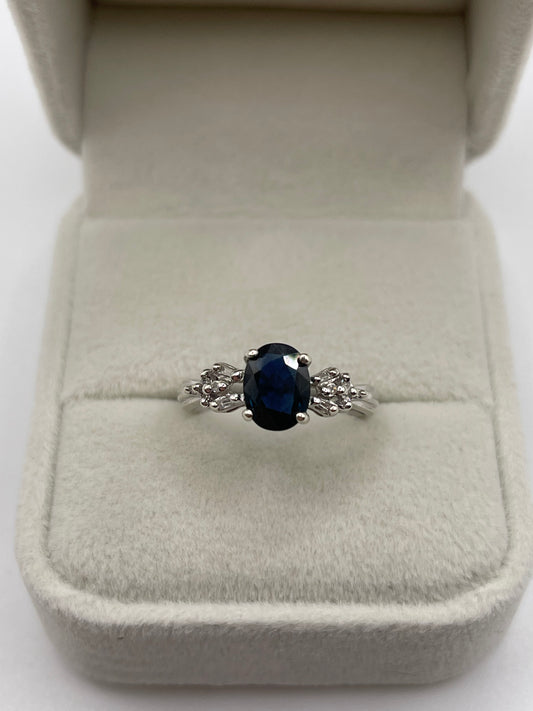 9ct white gold sapphire and diamond ring