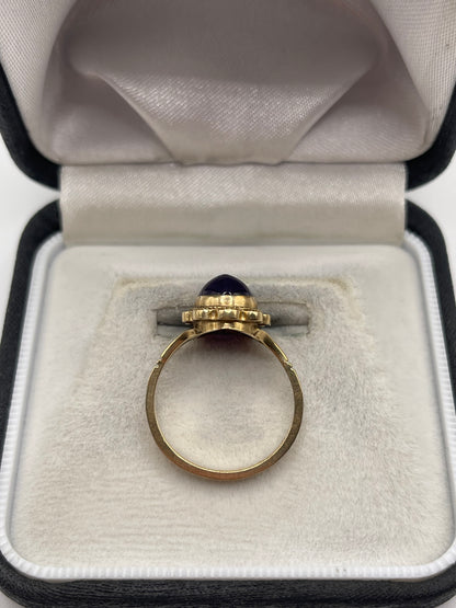 9ct gold cabochon amethyst ring