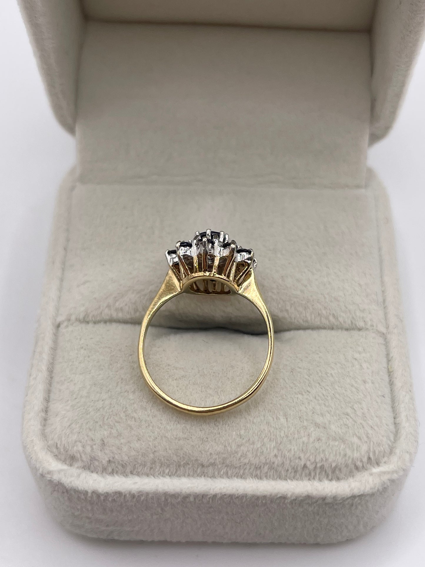 9ct gold sapphire and diamond ring