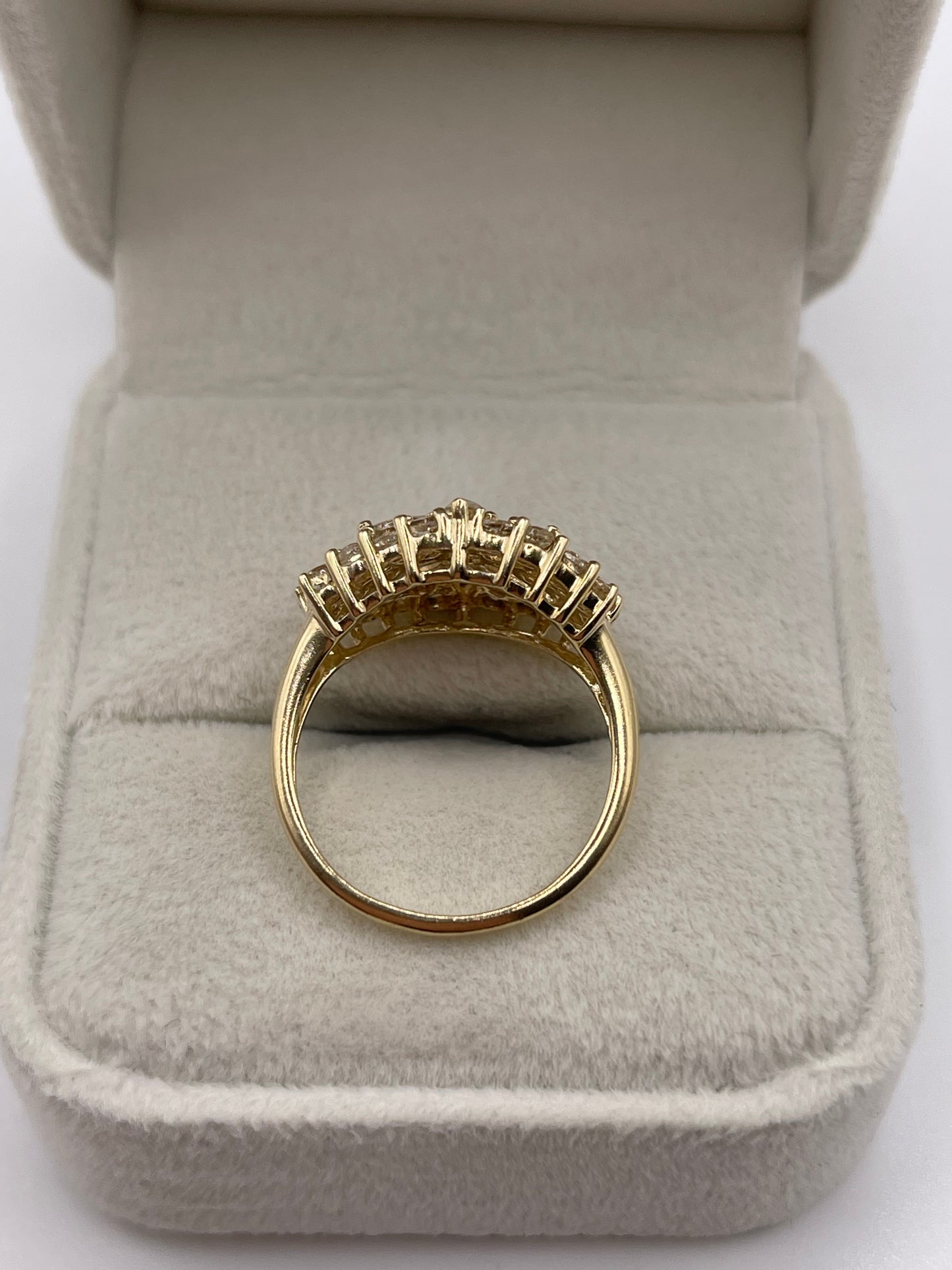 9ct gold peach morganite and diamond ring
