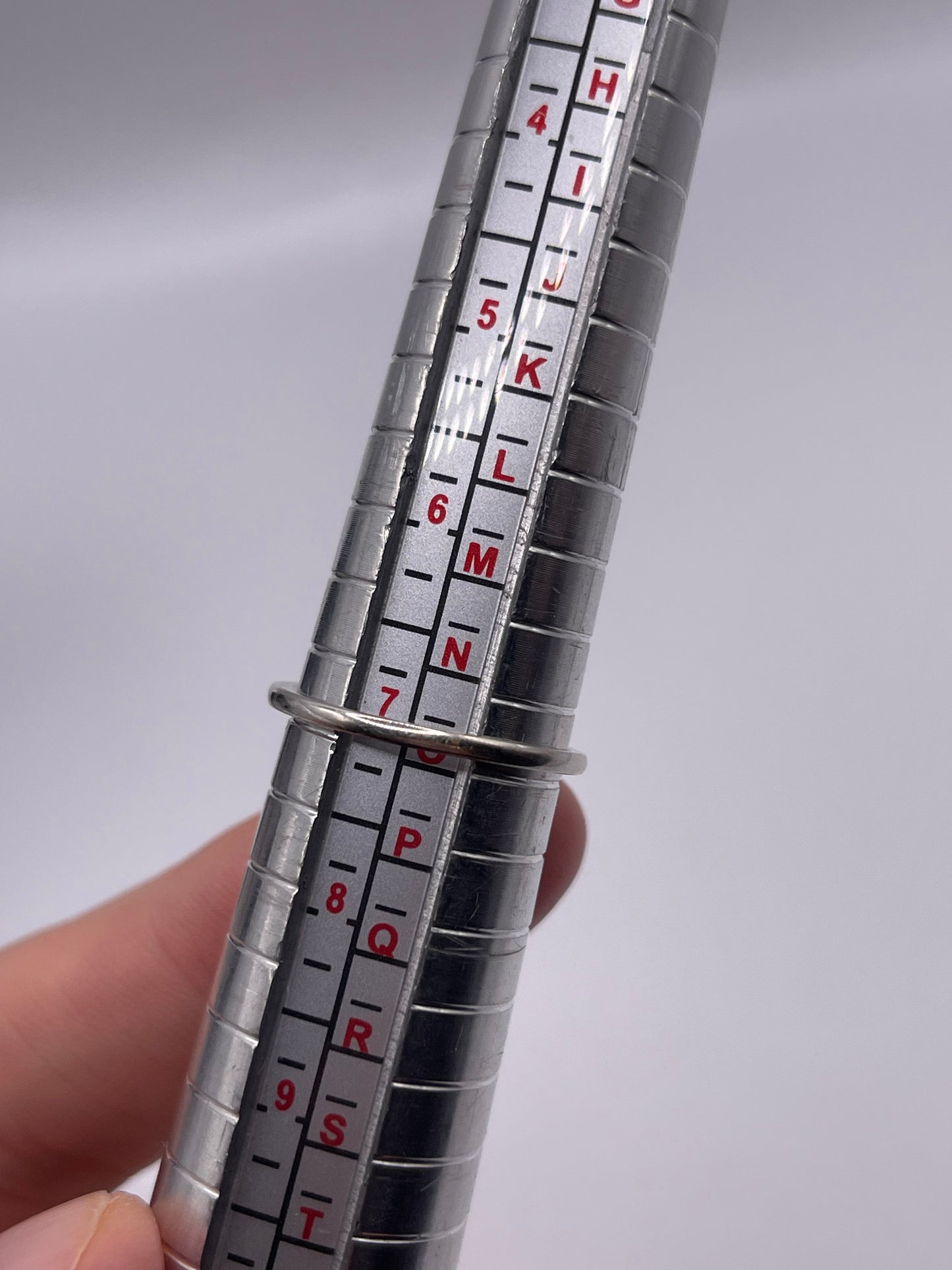 18ct white gold diamond ring