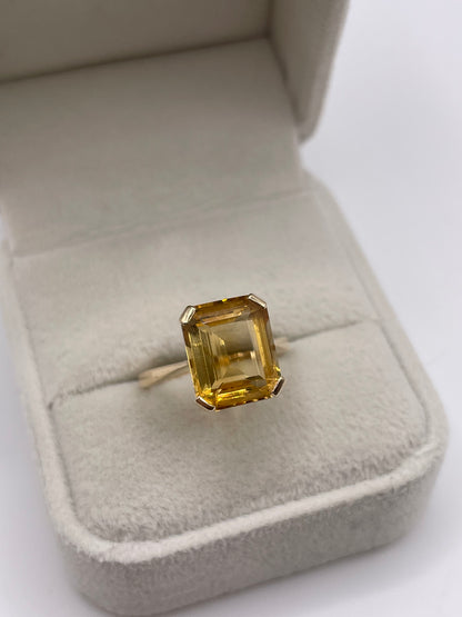9ct gold citrine ring