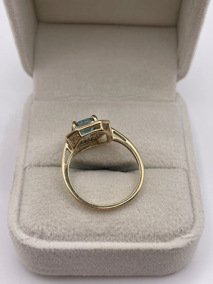 9ct gold zircon cluster ring