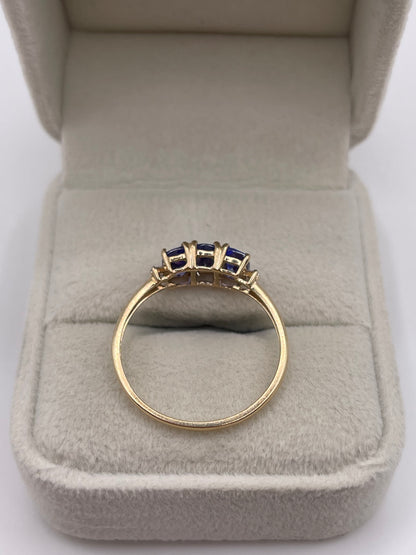 9ct gold tanzanite and diamond ring