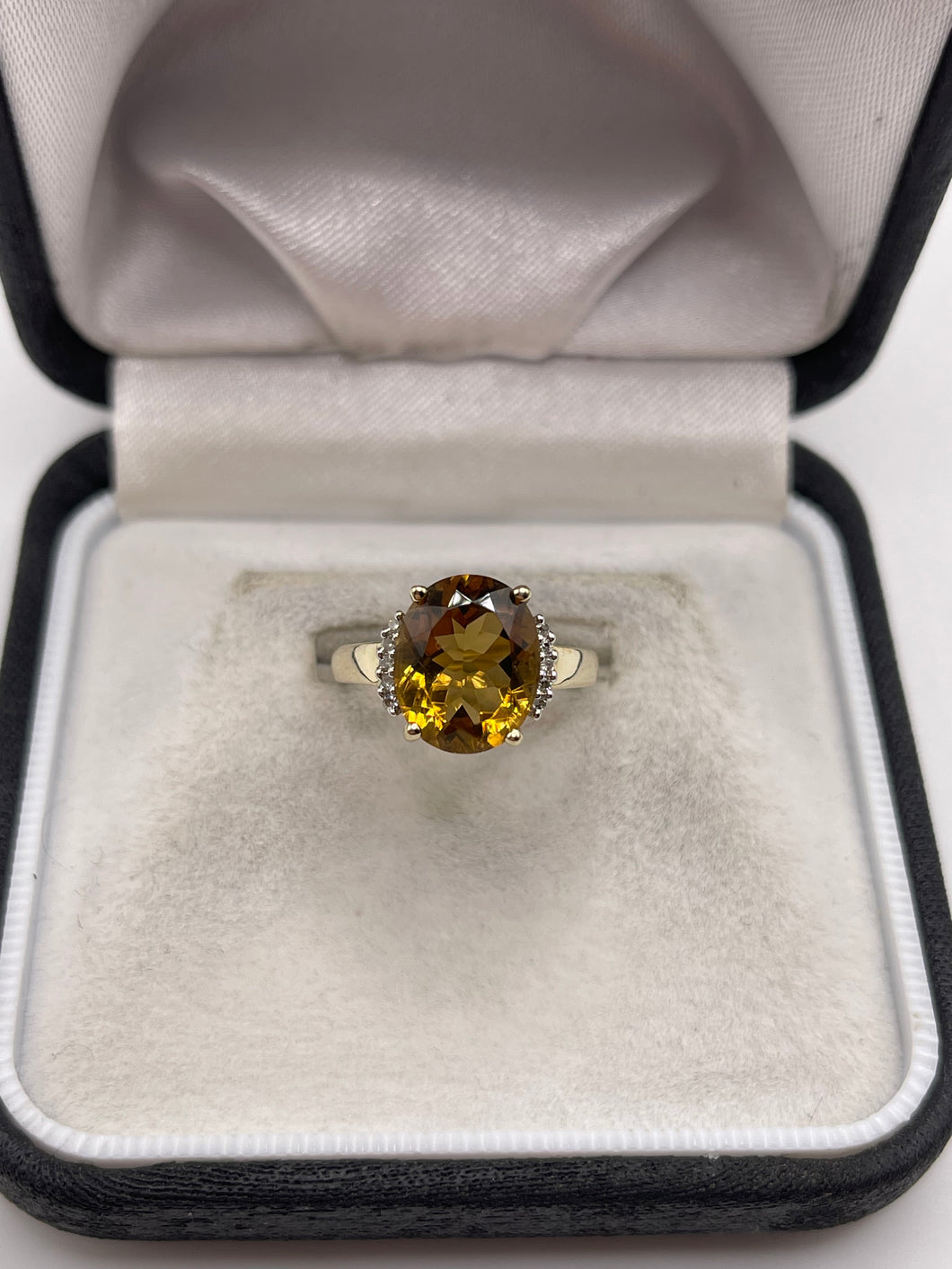 9ct gold citrine and diamond ring