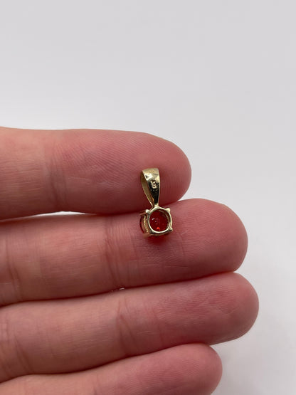 9ct gold fancy sapphire pendant