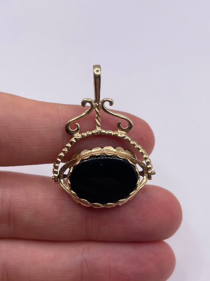 9ct gold gemstone spinning fob pendant