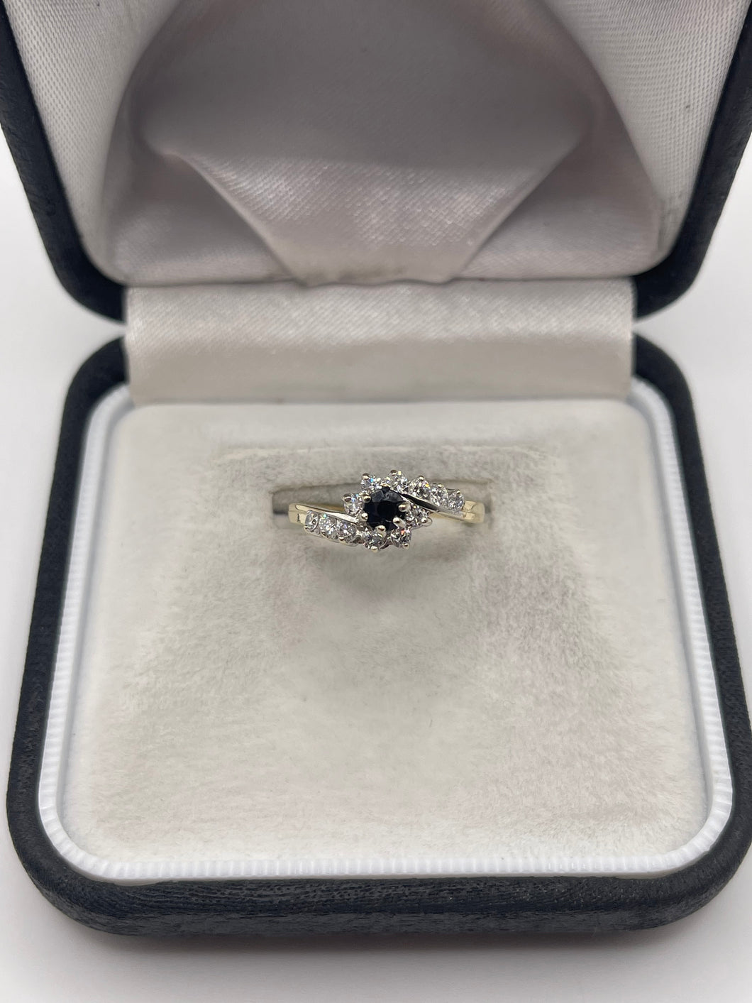 9ct gold sapphire and cz ring