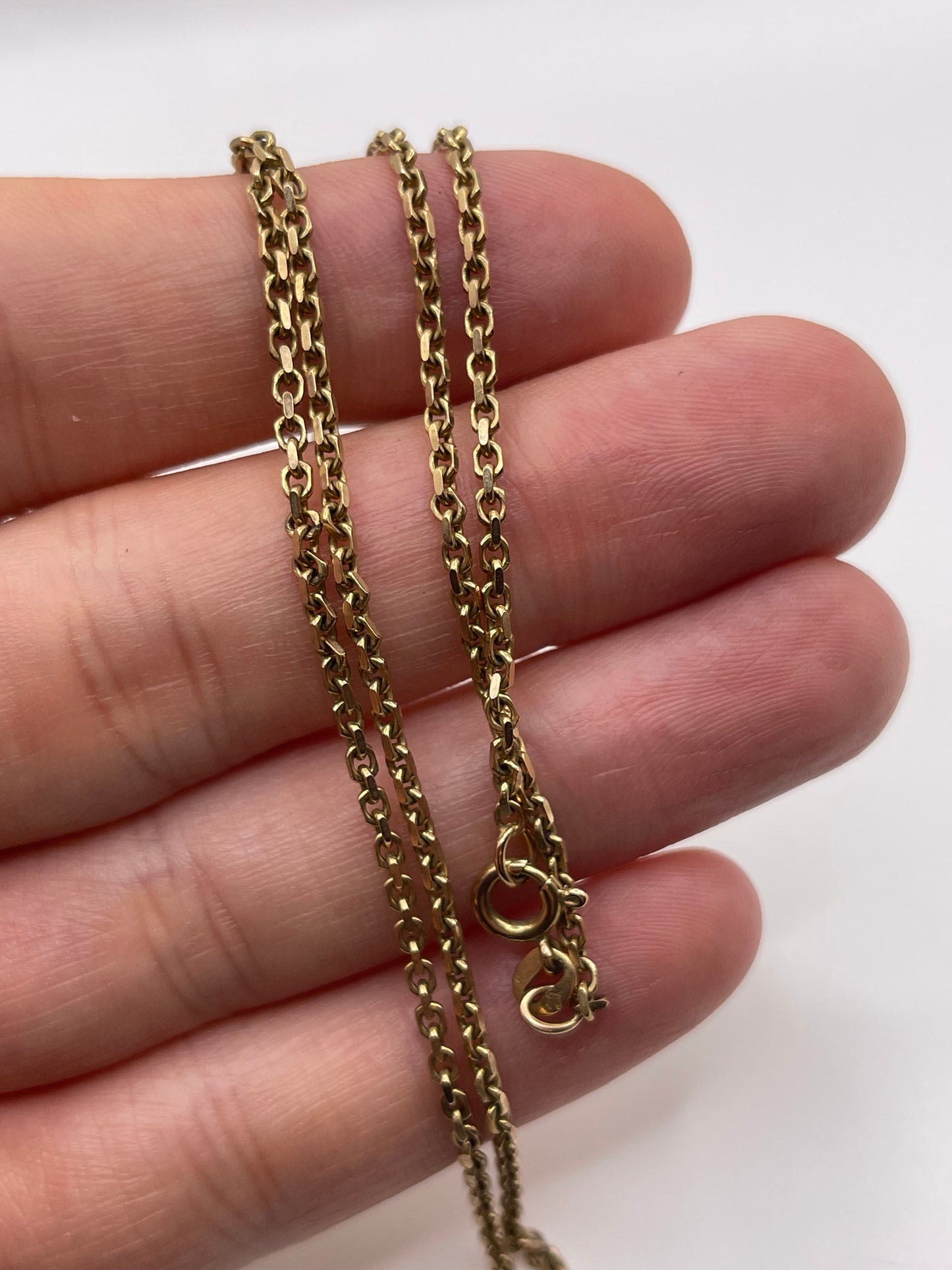 9ct gold chain 199