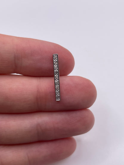 9ct white gold diamond pendant