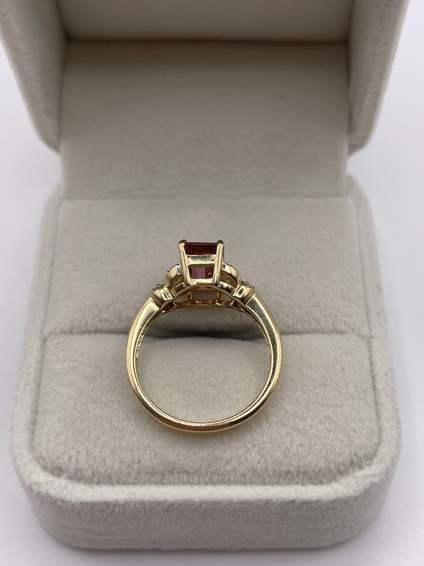 9ct gold tourmaline and diamond ring