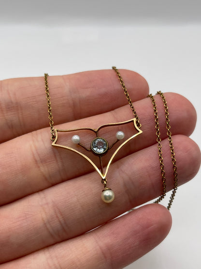 Antique 15ct gold aquamarine and pearl necklace