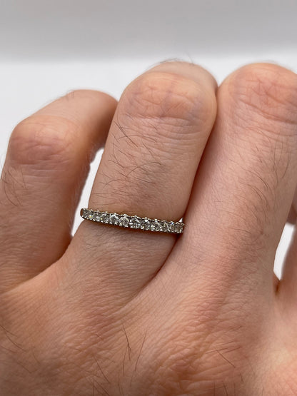 9ct gold diamond ring