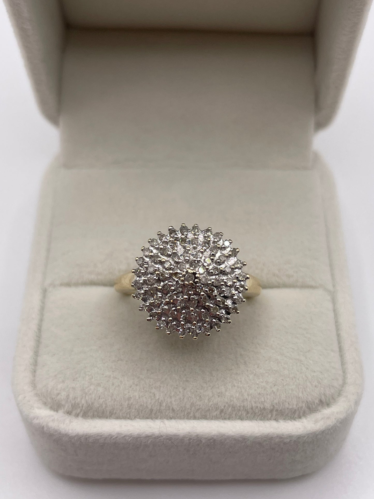 9ct gold diamond cluster ring