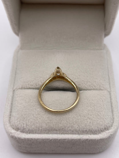 9ct gold Celtic ring