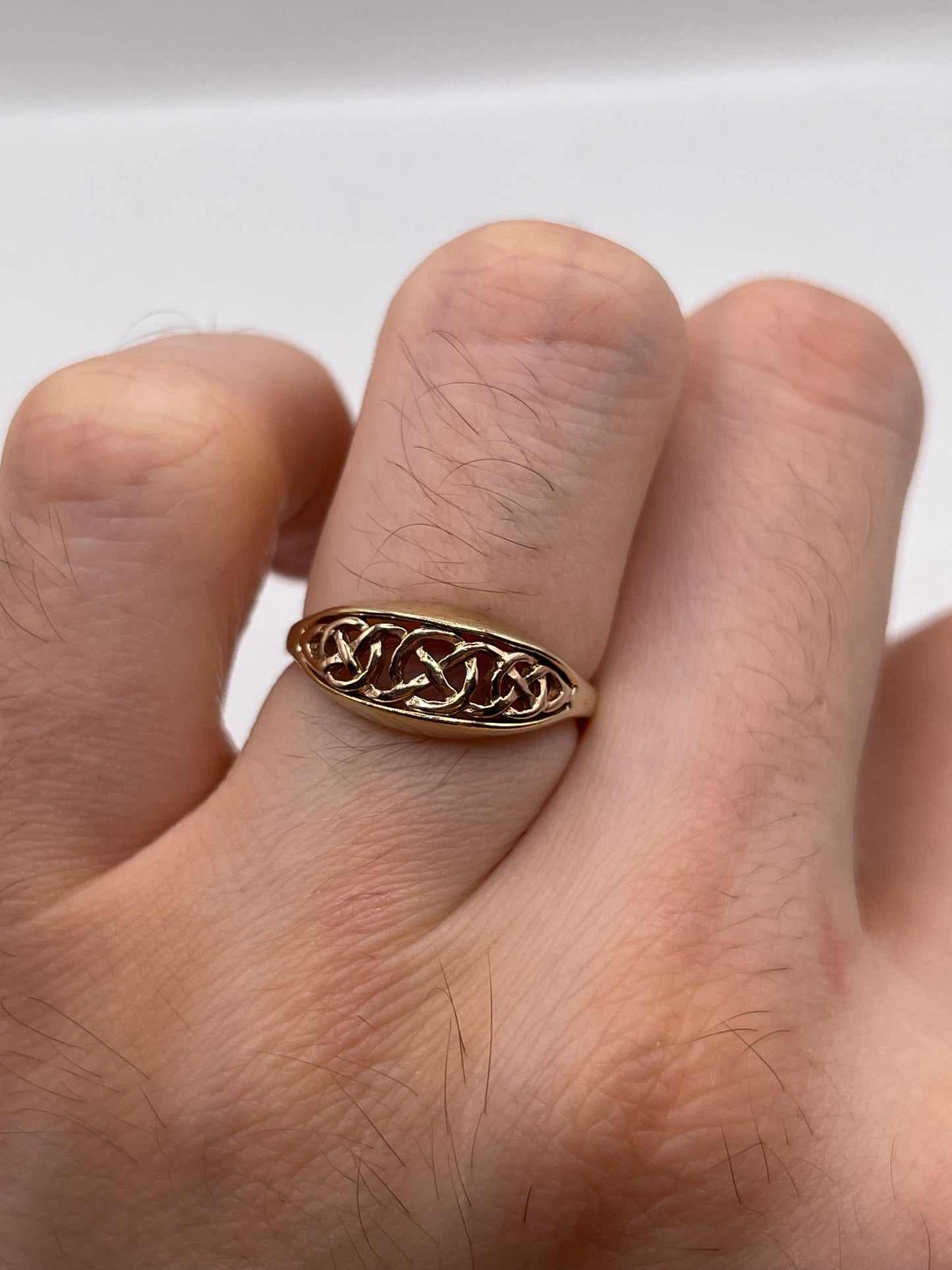 Clogau 9ct gold ring
