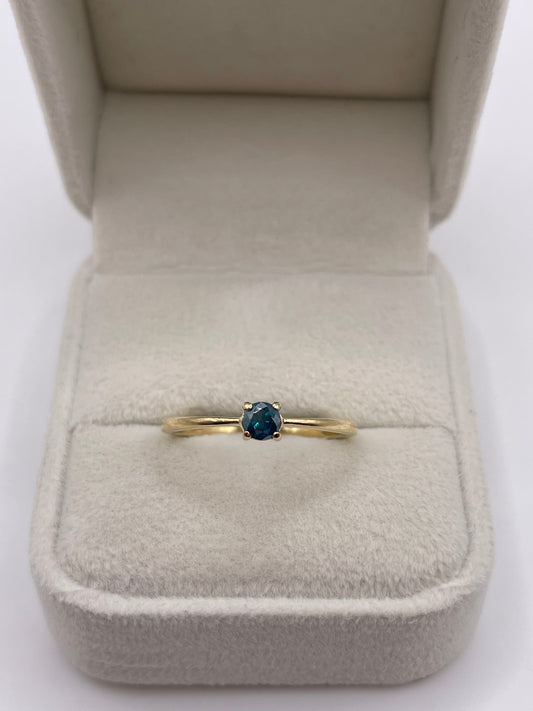 9ct gold blue diamond ring