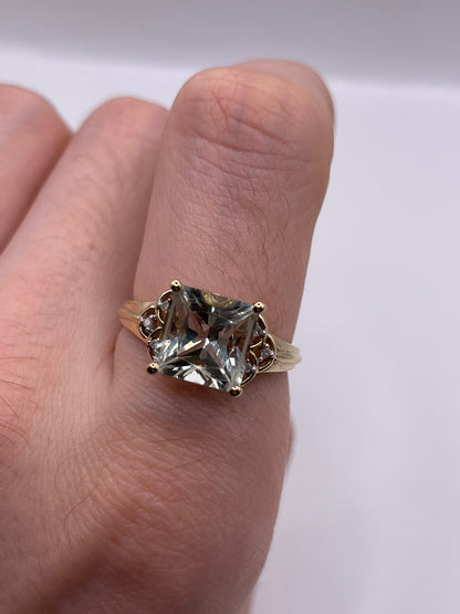 9ct gold green amethyst and diamond ring