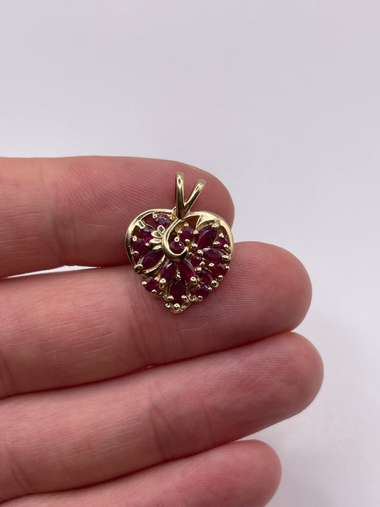 9ct gold ruby heart pendant