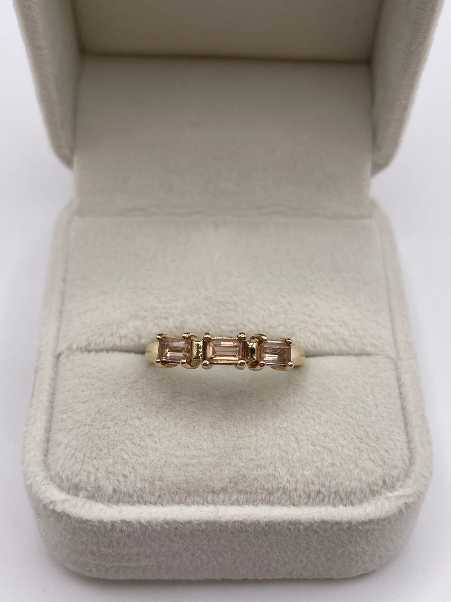 9ct gold tourmaline ring