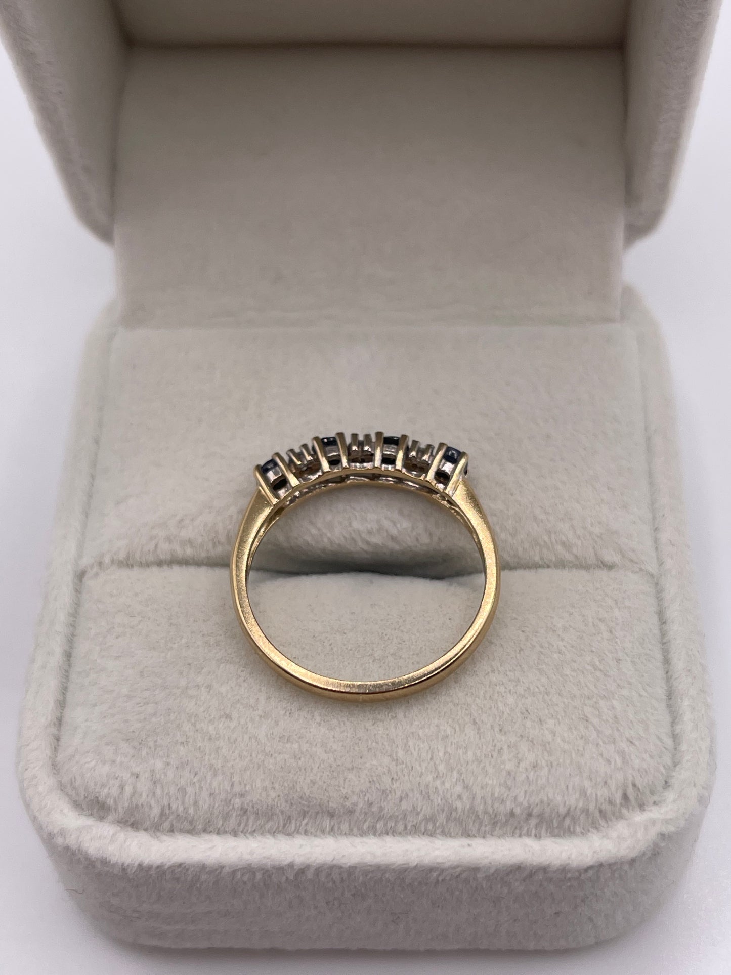 9ct gold sapphire and cz ring