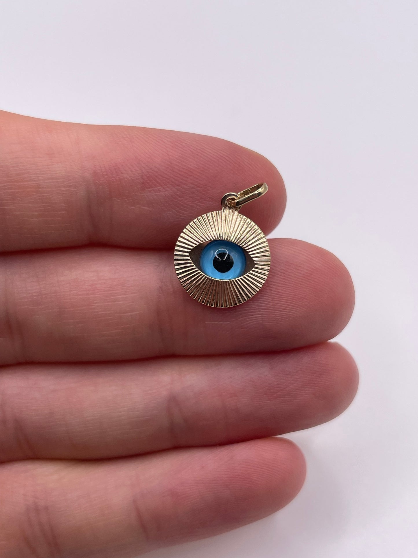 9ct gold evil eye charm