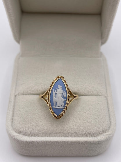 9ct gold Wedgwood ring