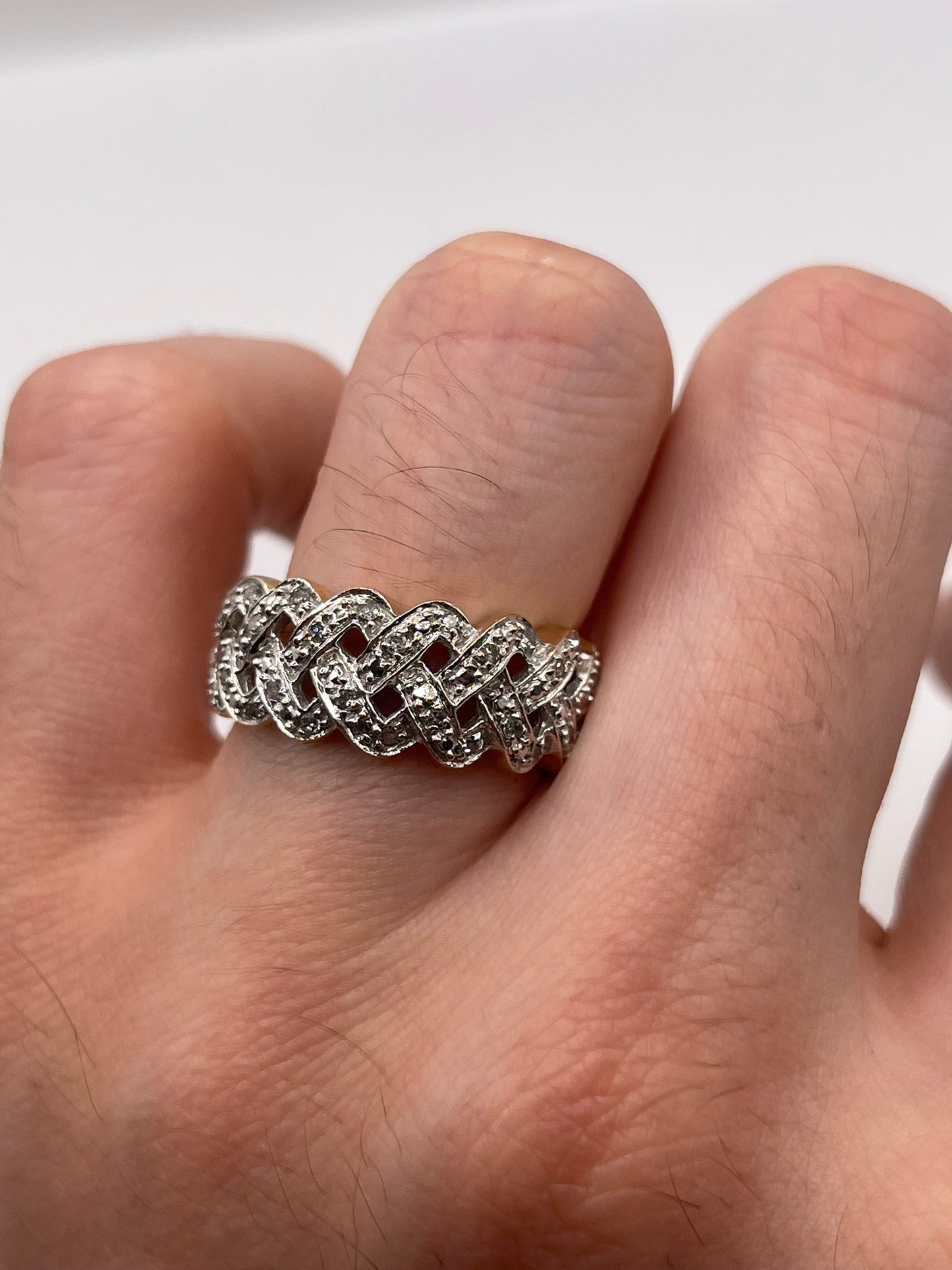 9ct gold diamond knot ring